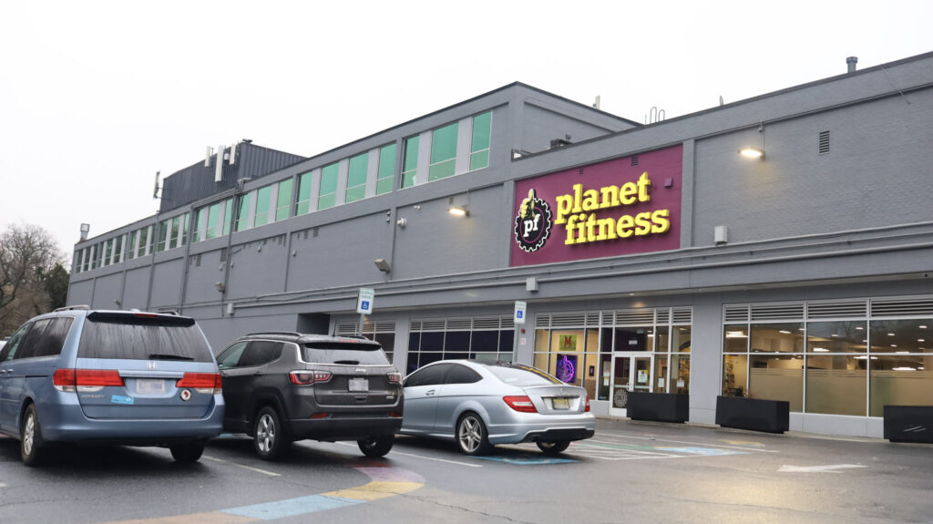 Planet Fitness-Penn Branch Shopping Center -B